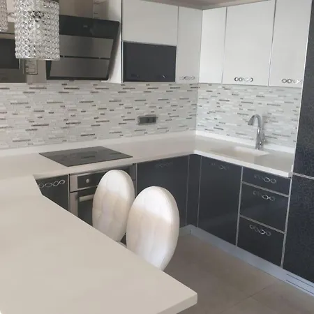 Pleasant Home With Shared Pools And Fantastic Sea View Near Beach In Alanya *